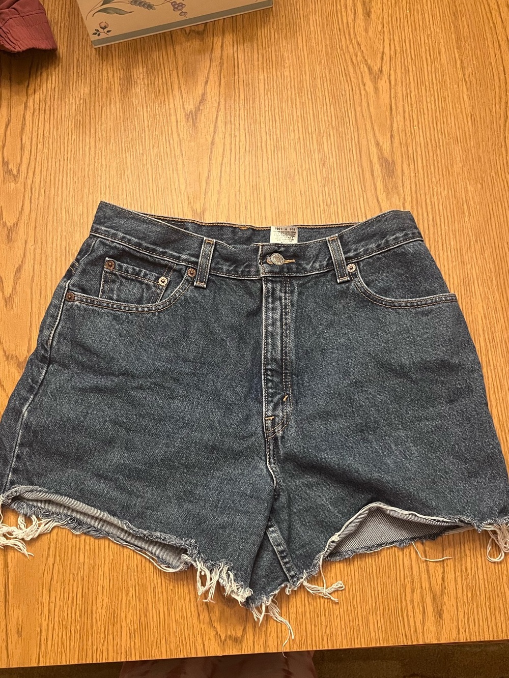 Levi’s Dark Blue Denim High-Waist Frayed Hem Women's Cutoff Shorts Sz 12